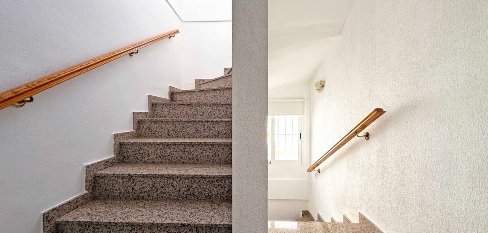 3 bedroom Semi-detached Villa for sale in Orihuela Costa with pool garage - € 184,900 (Ref: 9058027)