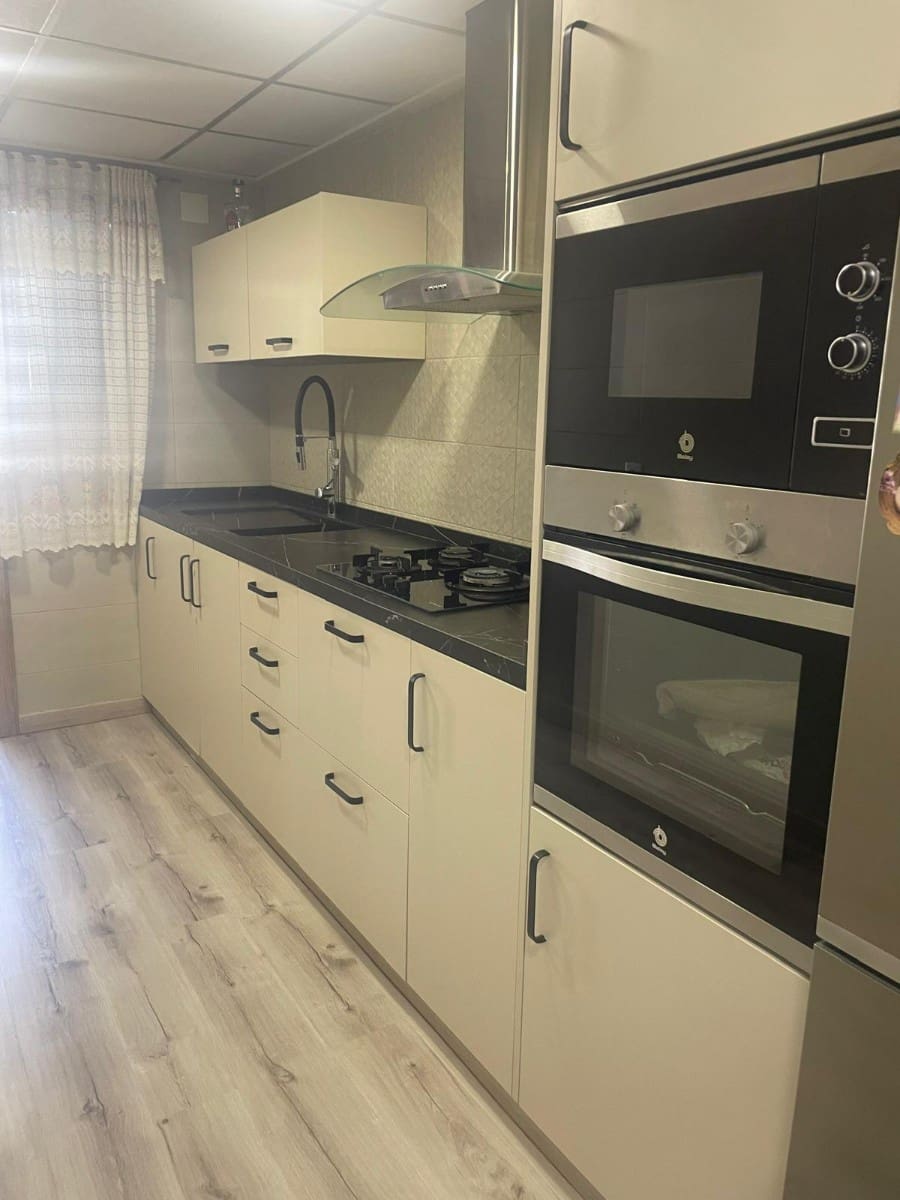 3 slaapkamer Appartement te koop in Almoradi - € 133.500 (Ref: 9063440)