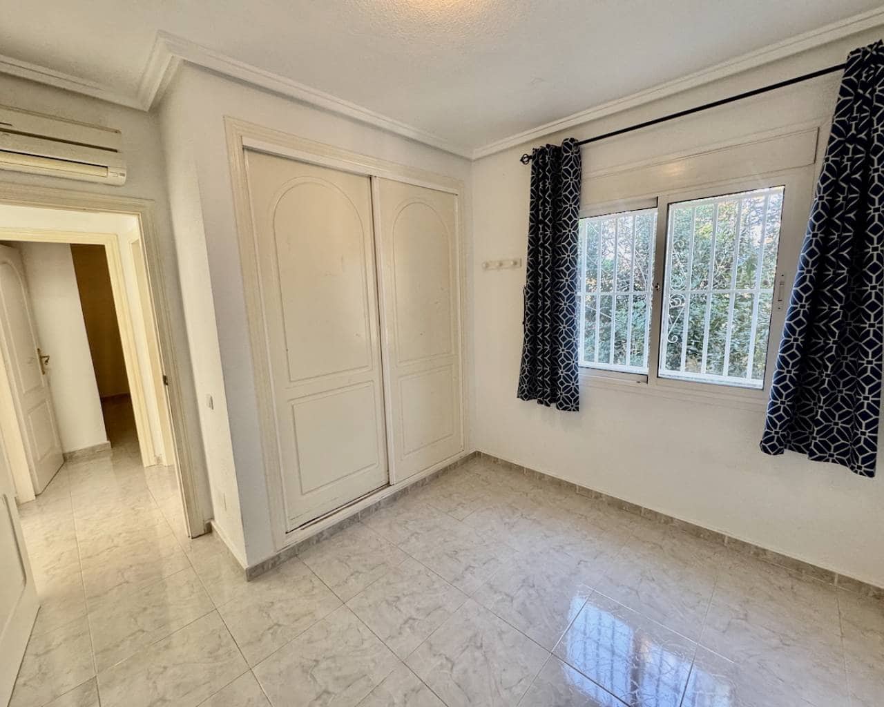 4 camera da letto Villa in vendita in Ciudad Quesada con piscina - 375.000 € (Rif: 9063443)