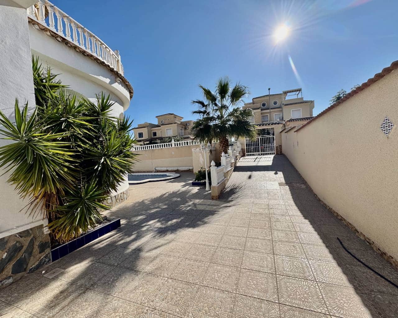 4 camera da letto Villa in vendita in Ciudad Quesada con piscina - 375.000 € (Rif: 9063443)