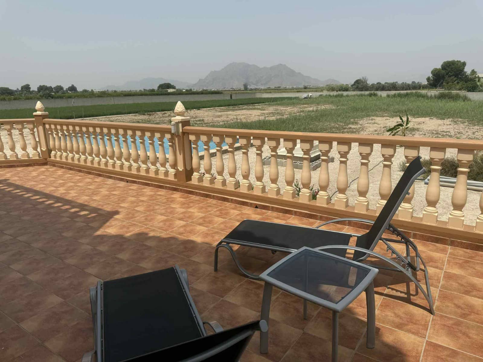 6 soveværelse Semi-Rækkehus til salg i Almoradi med swimmingpool garage - € 850.000 (Ref: 9063448)