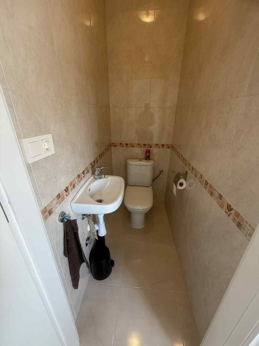 6 soveværelse Semi-Rækkehus til salg i Almoradi med swimmingpool garage - € 850.000 (Ref: 9063448)