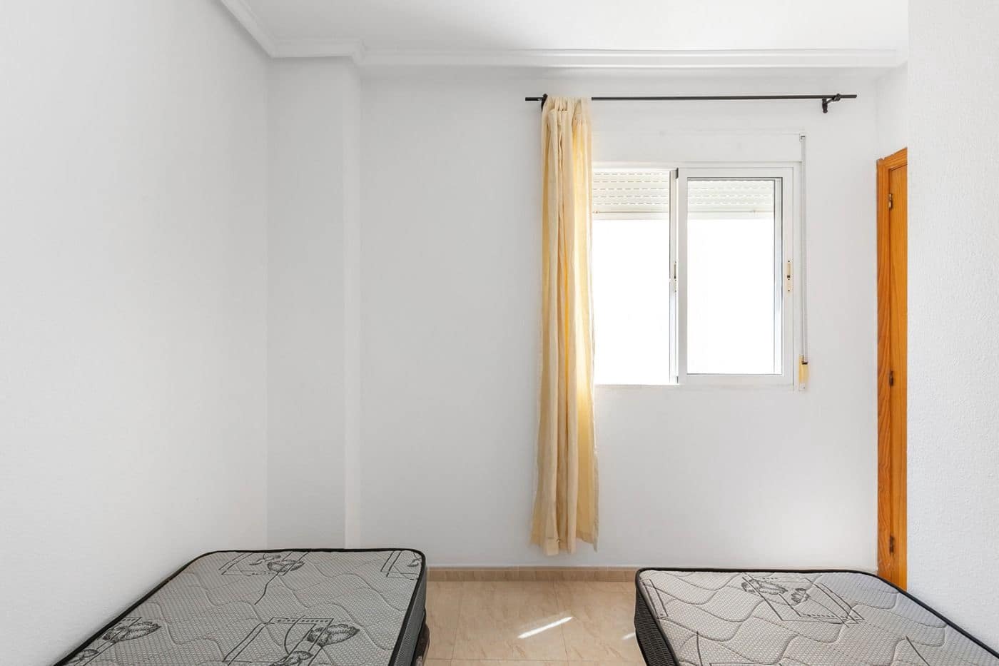 2 soveværelse Lejlighed til salg i Torrevieja - € 113.000 (Ref: 9066779)