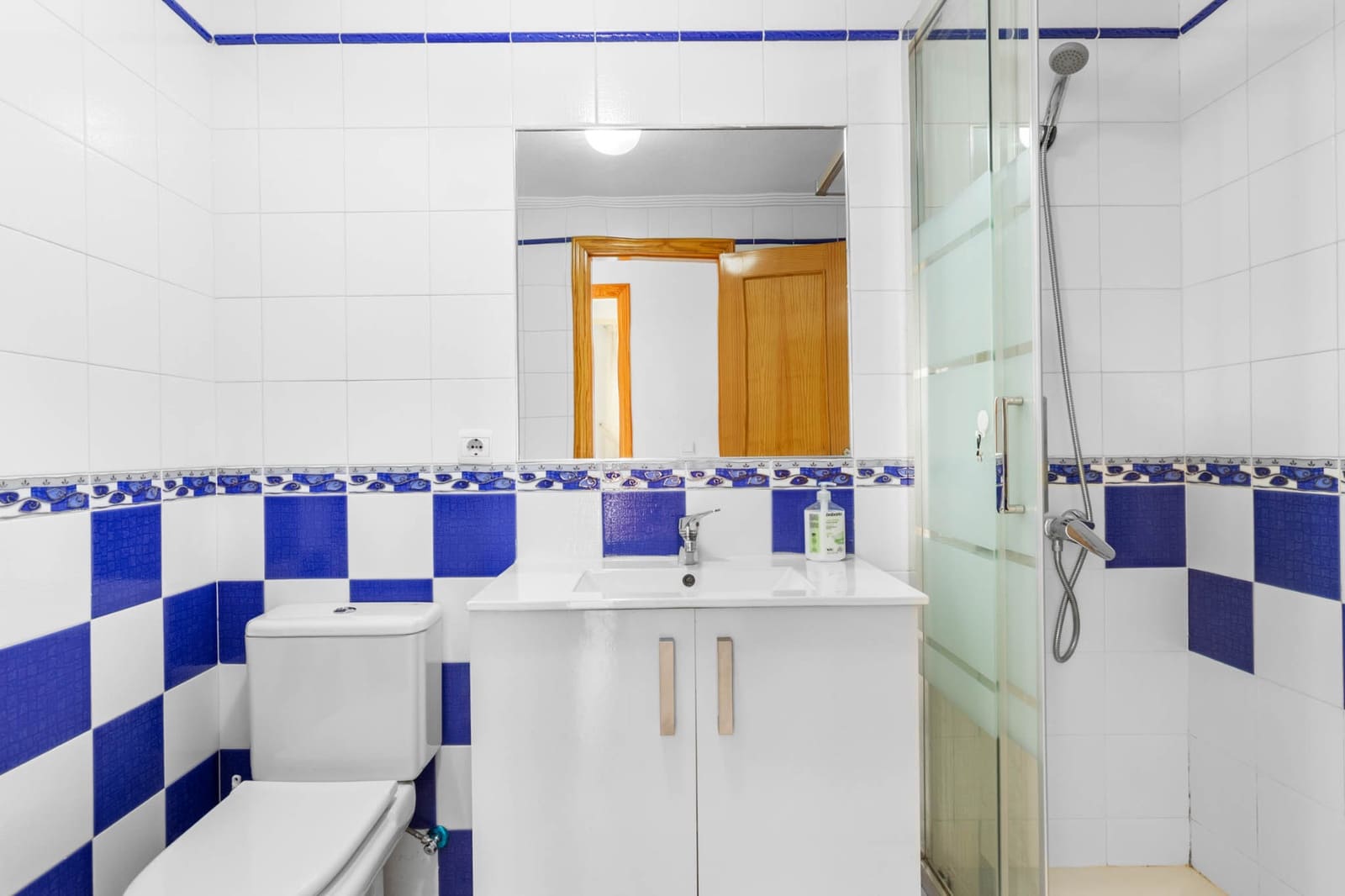 Apartamento de 3 habitaciones en Orihuela Costa en venta con piscina - 190.000 € (Ref: 9076567)