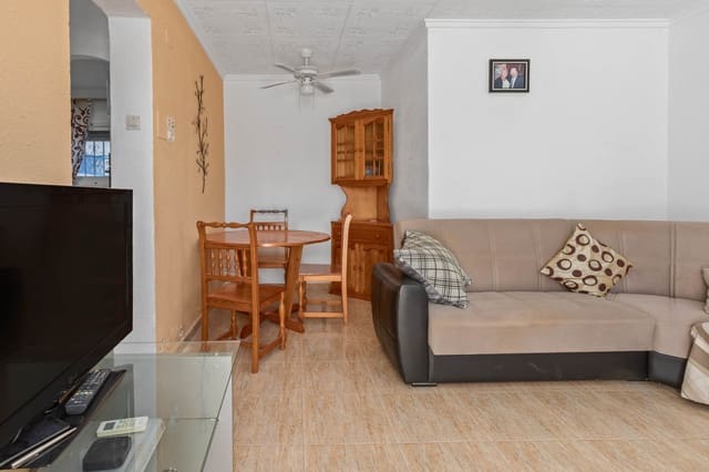 1 soveværelse Semi-Rækkehus til salg i Torrevieja - € 84.000 (Ref: 9076577)