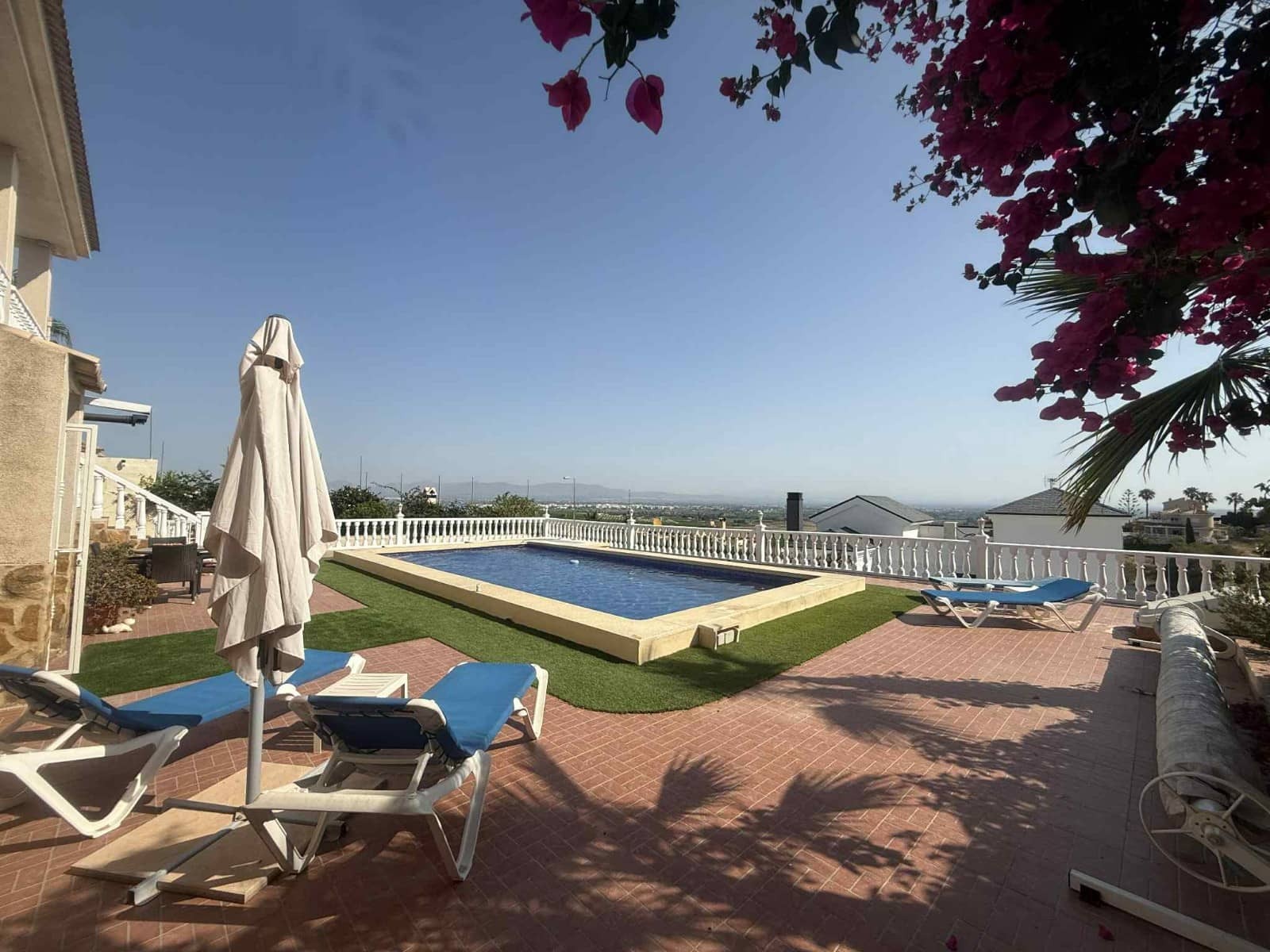 3 soveværelse Villa til salg i Almoradi med swimmingpool - € 599.990 (Ref: 9076590)