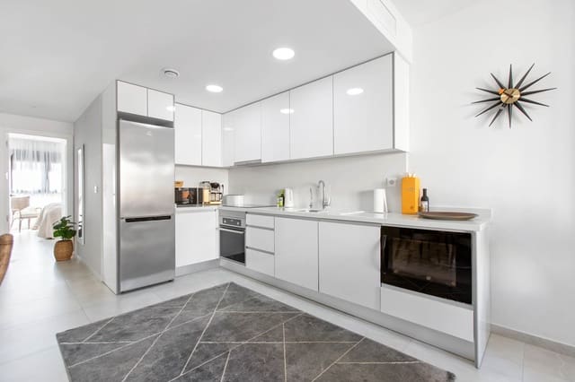 2 camera da letto Attico in vendita in Torrevieja con piscina - 295.000 € (Rif: 9076593)