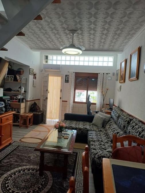 2 soverom Hus til salgs i Torrevieja - € 144 000 (Ref: 9082765)