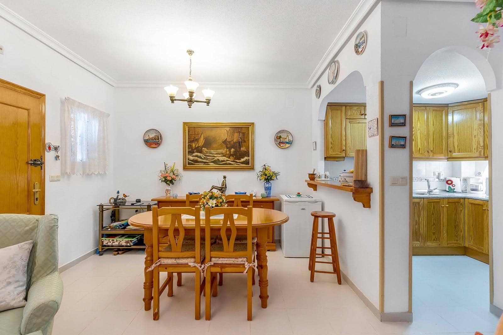 2 quarto Bungalow para venda em Torrevieja com piscina - 255 000 € (Ref: 9096720)