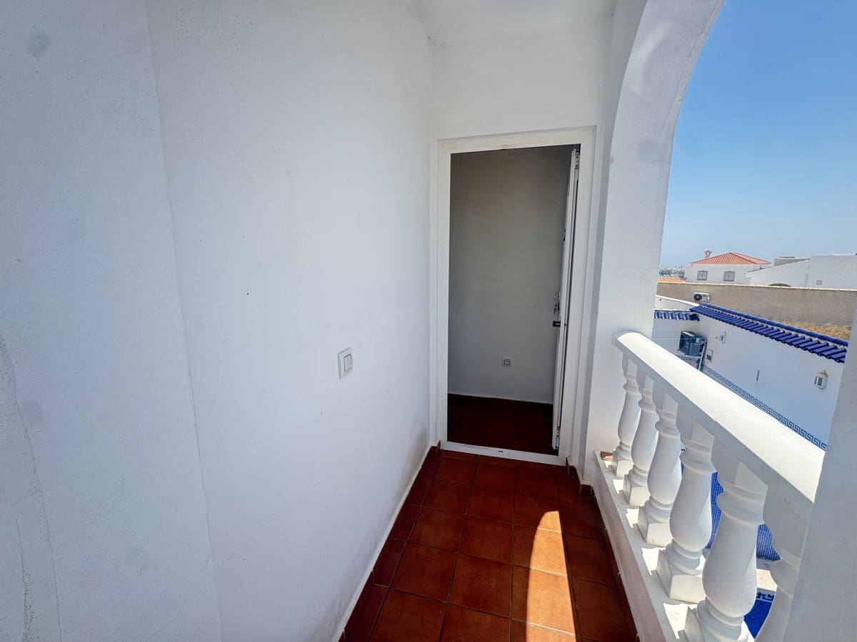 3 soverom Hus til salgs i Villamartin med svømmebasseng - € 280 000 (Ref: 9101070)