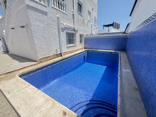 3 bedroom Townhouse for sale in Villamartin, Orihuela with pool - € 280,000 (Ref: 9101070)