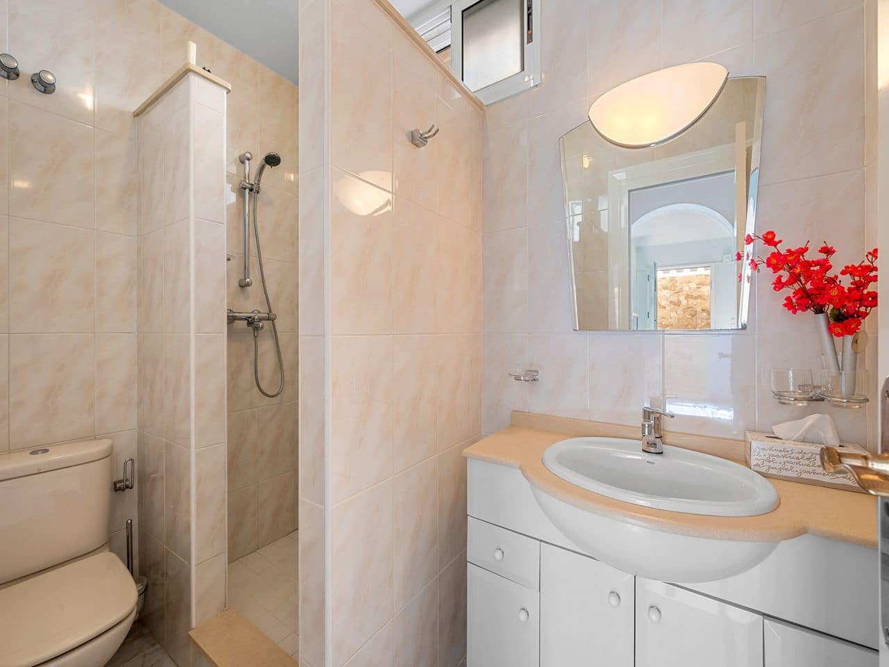 Chalet de 5 habitaciones en Benijófar en venta con piscina garaje - 399.000 € (Ref: 9101087)