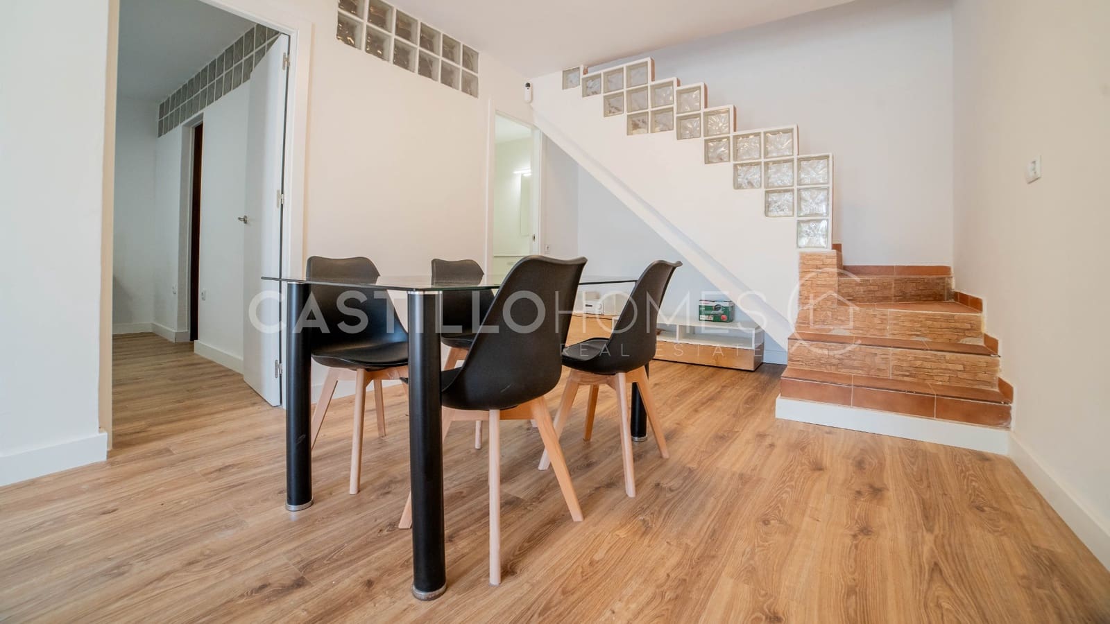 3 bedroom Townhouse for sale in Torrevieja - € 189,999 (Ref: 9106160)