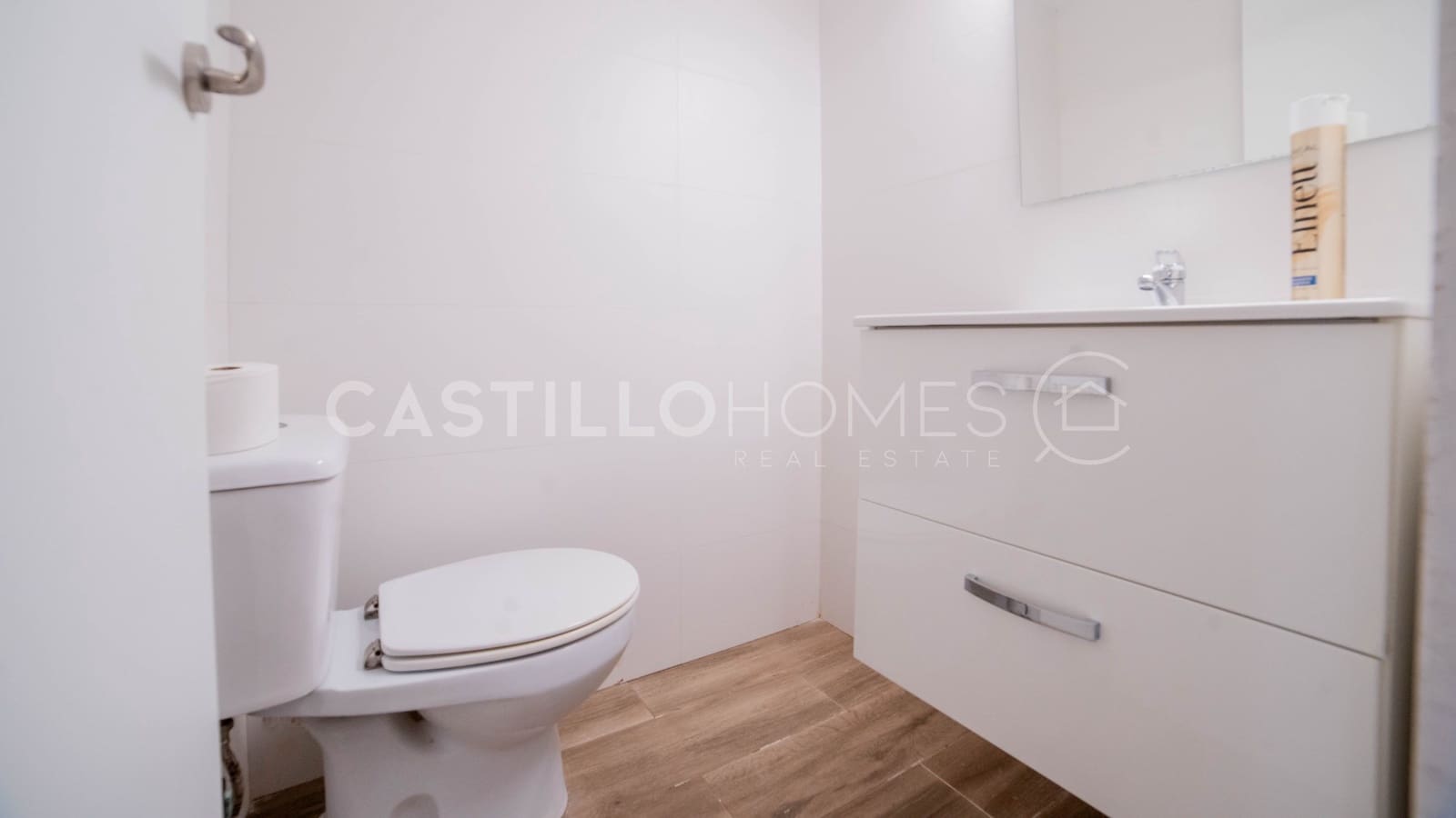 3 bedroom Townhouse for sale in Torrevieja - € 189,999 (Ref: 9106160)