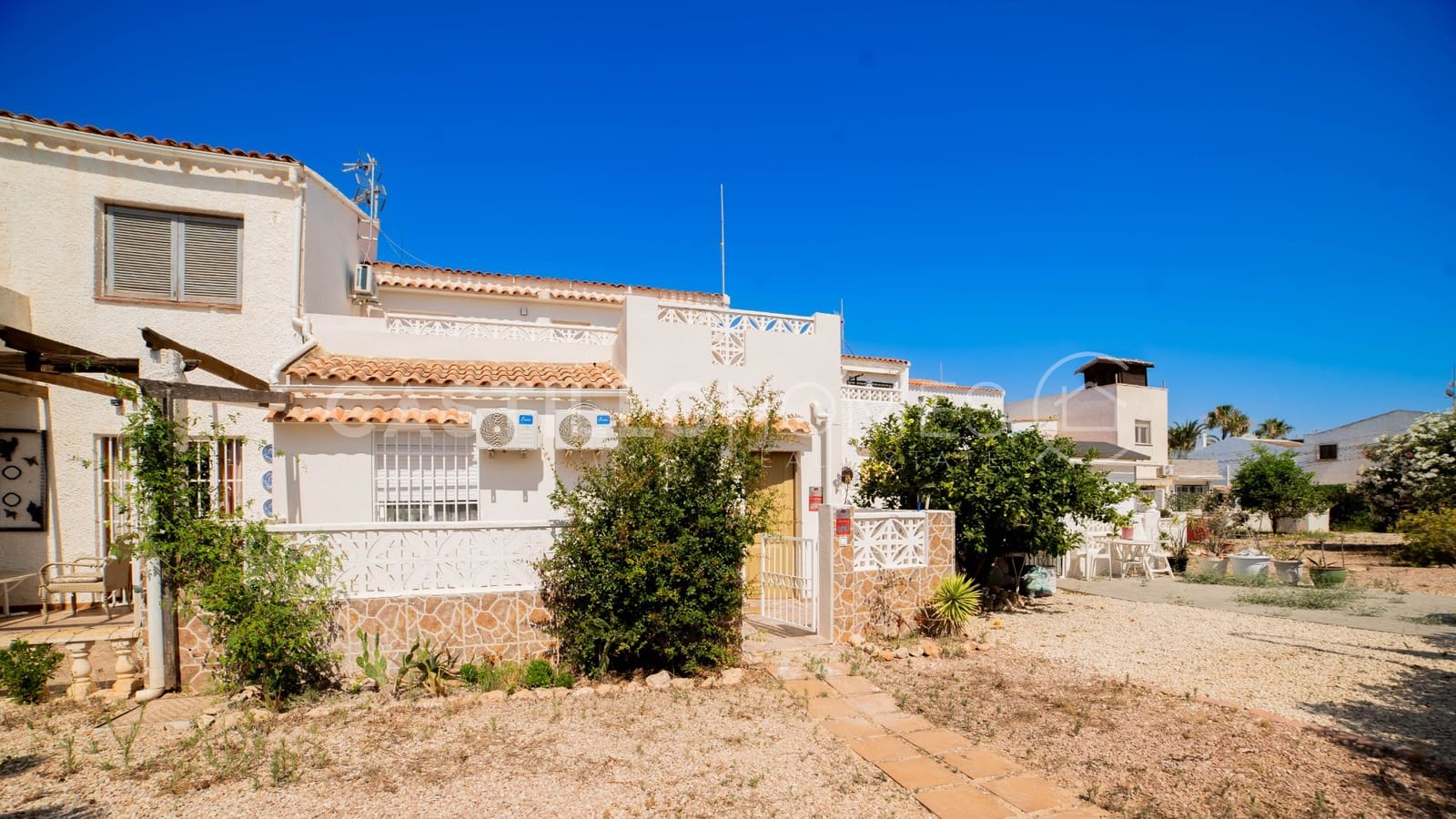 3 bedroom Townhouse for sale in Torrevieja - € 189,999 (Ref: 9106160)