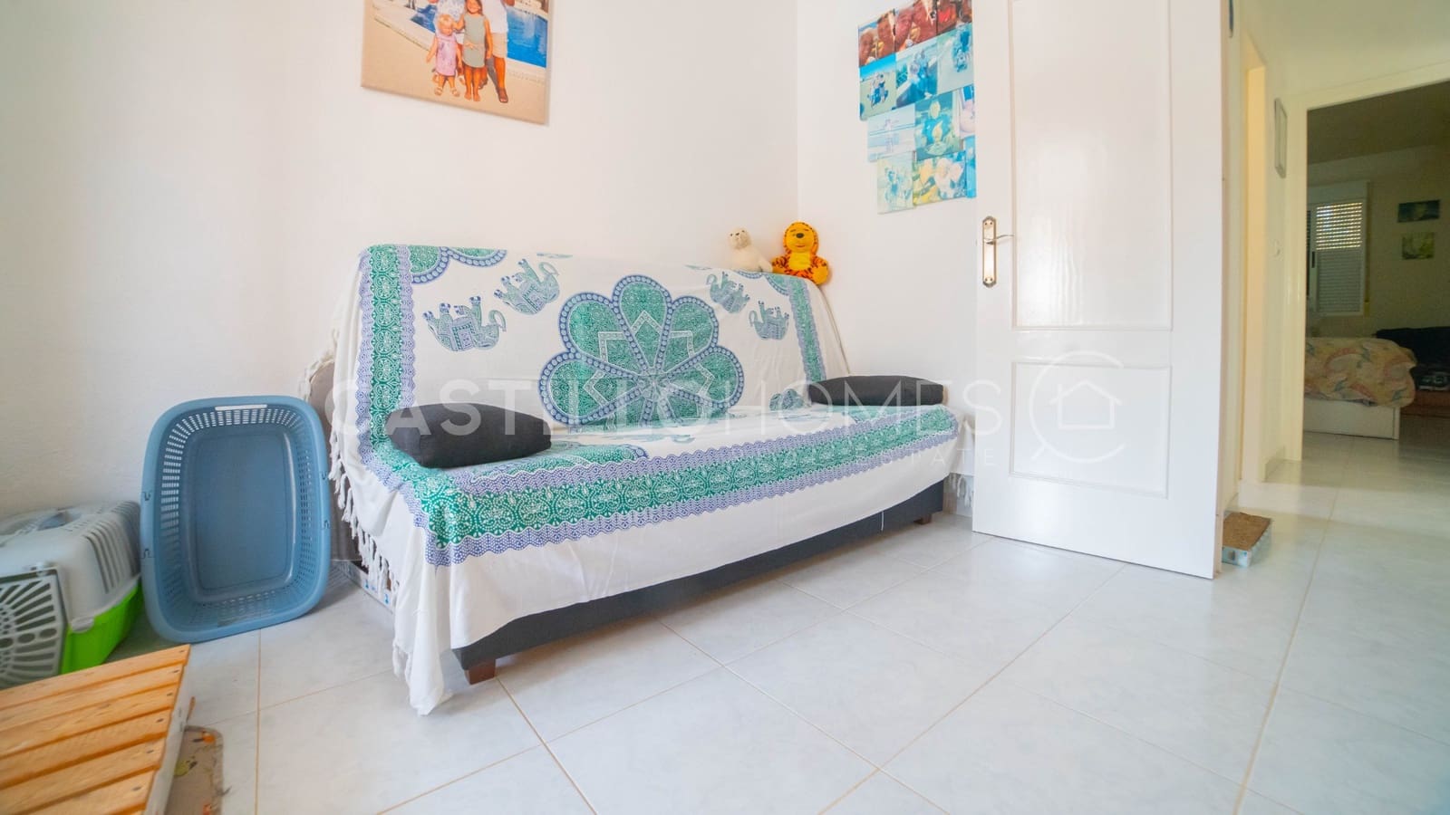 Casa de 4 habitaciones en Torrevieja en venta con piscina - 290.000 € (Ref: 9106162)