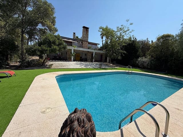 4 chambre Villa/Maison à vendre à Petrel / Petrer avec piscine - 499 995 € (Ref: 9109376)