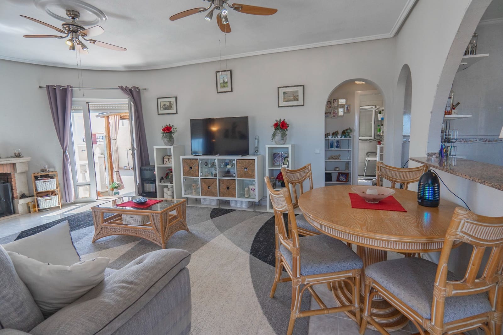 3 makuuhuone Huvila myytävänä paikassa Ciudad Quesada mukana uima-altaan - 299 950 € (Ref: 9123723)