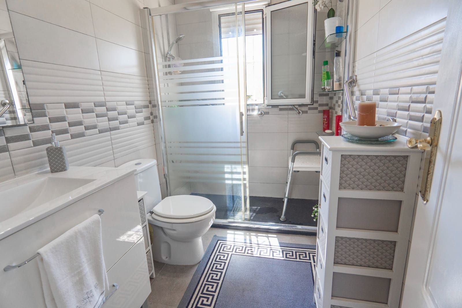 3 makuuhuone Huvila myytävänä paikassa Ciudad Quesada mukana uima-altaan - 299 950 € (Ref: 9123723)