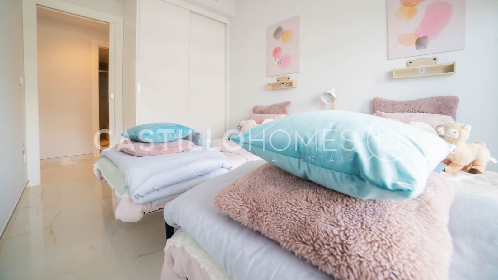 3 Zimmer Apartment zu verkaufen in Orihuela Costa mit Pool Garage - 449.000 € (Ref: 9125950)