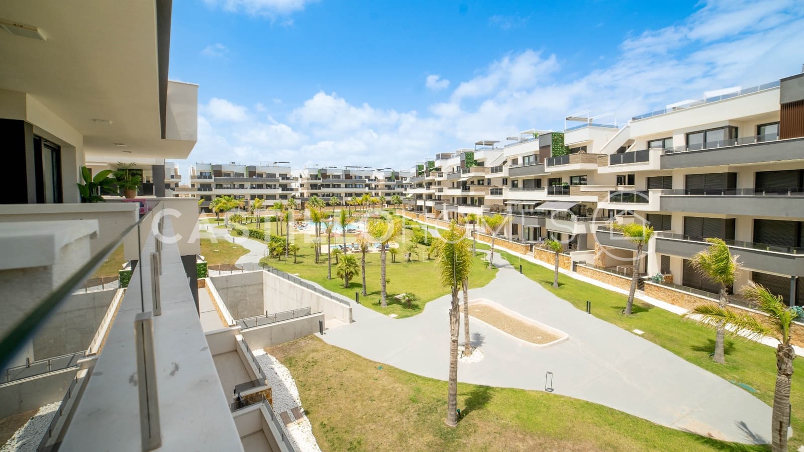 3 Zimmer Apartment zu verkaufen in Orihuela Costa mit Pool Garage - 449.000 € (Ref: 9125950)