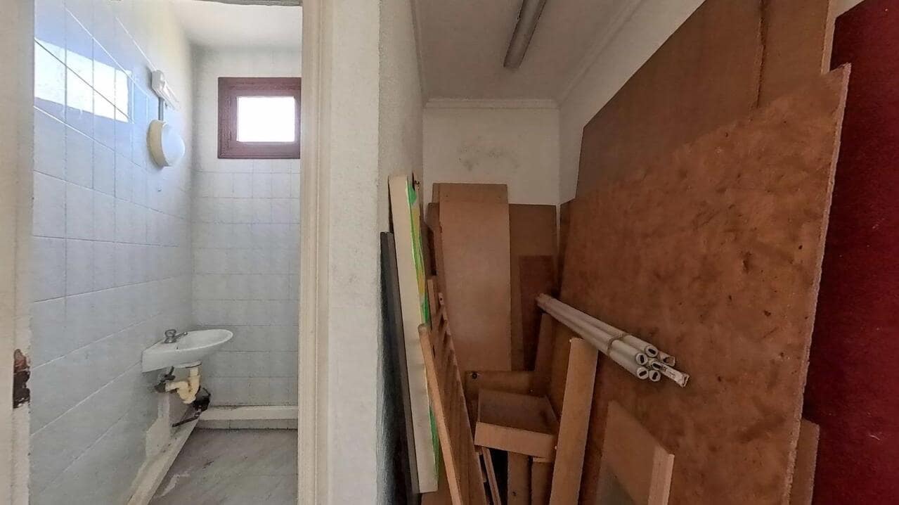 Komercyjne na sprzedaż w Orihuela Costa z basenem garażem - 135 000 € (Ref: 9131367)