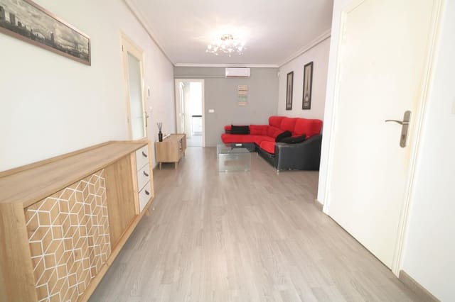 2 bedroom Apartment for sale in Torrevieja with garage - € 170,000 (Ref: 9146316)