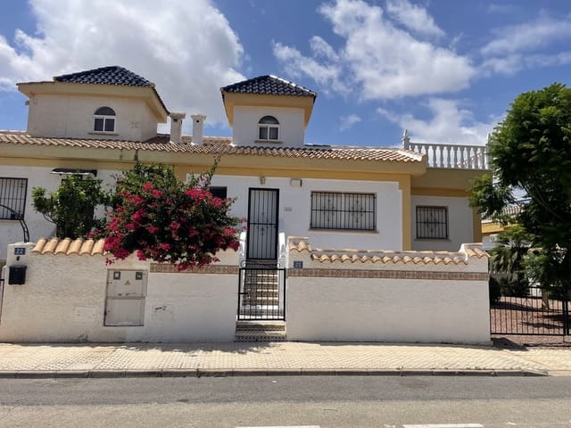 2 sovrum Semi-fristående Villa till salu i Ciudad Quesada, Rojales med pool - 179 500 € (Ref: 9148561)