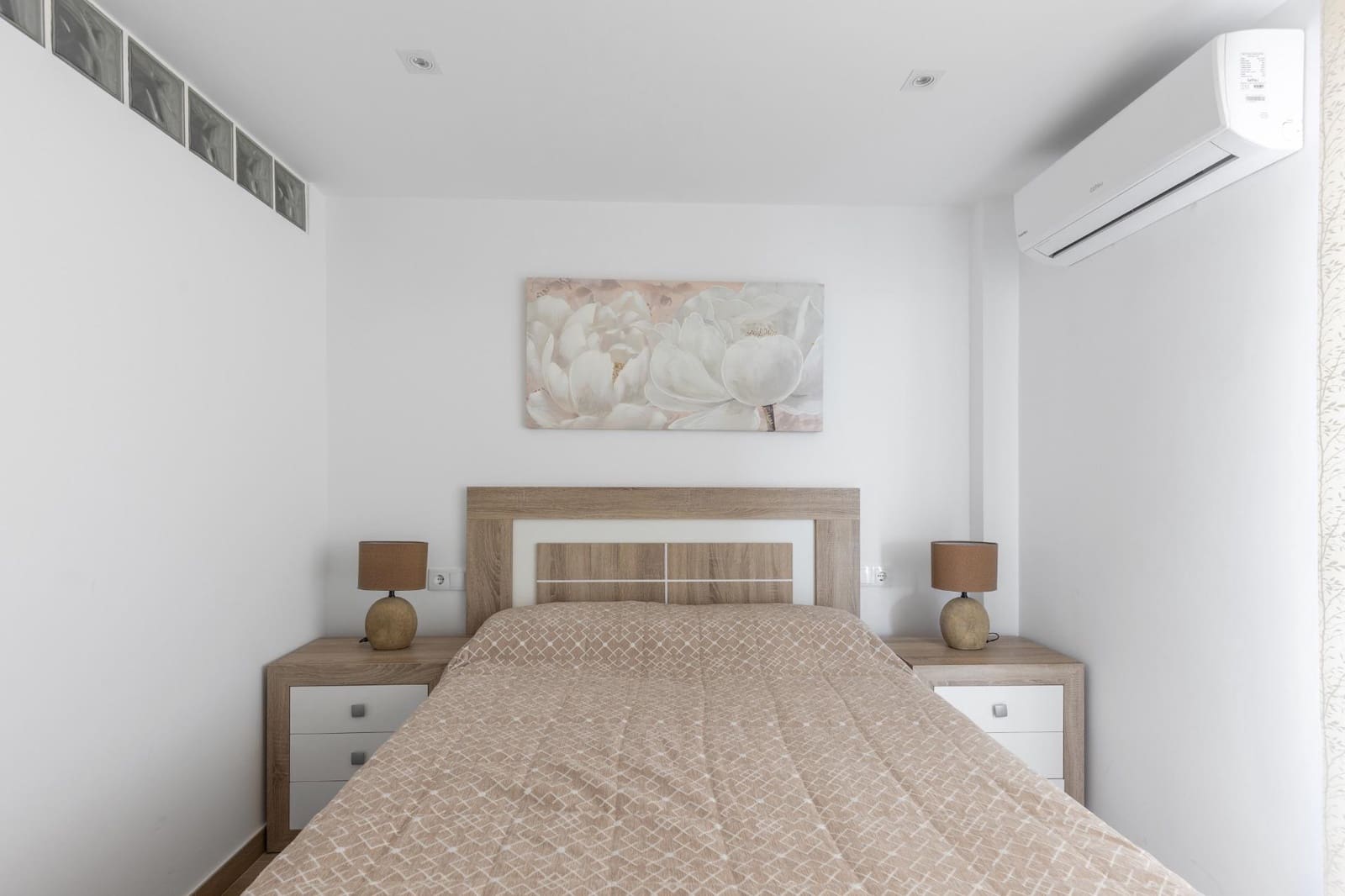 Apartamento de 3 habitaciones en Torrevieja en venta con piscina - 295.000 € (Ref: 9150939)