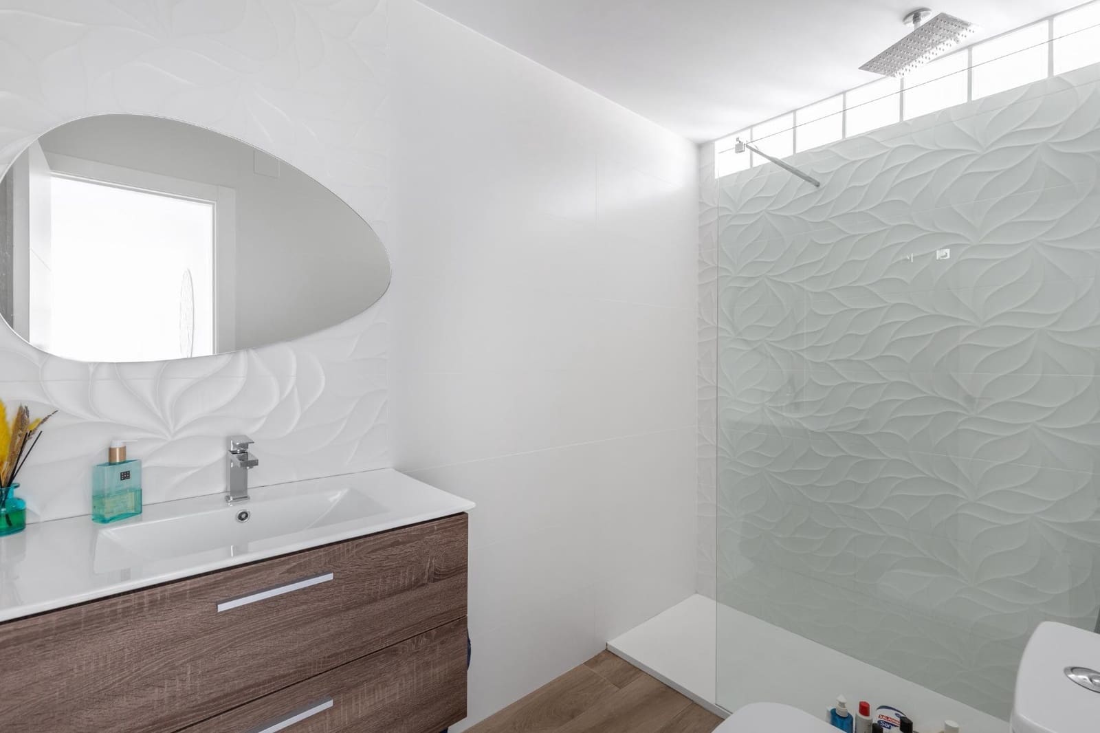 Apartamento de 3 habitaciones en Torrevieja en venta con piscina - 295.000 € (Ref: 9150939)