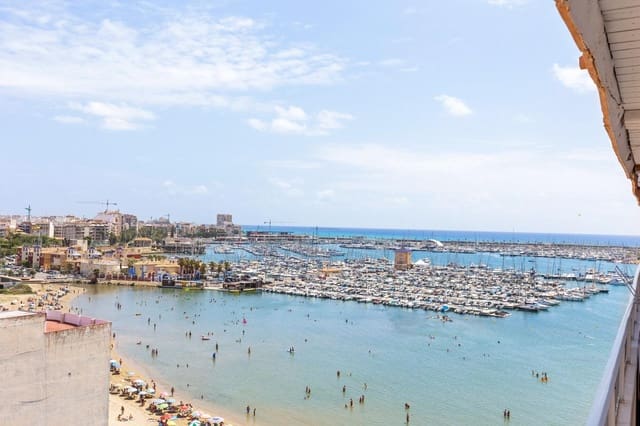 Apartamento de 3 habitaciones en Torrevieja en venta con piscina - 295.000 € (Ref: 9150939)