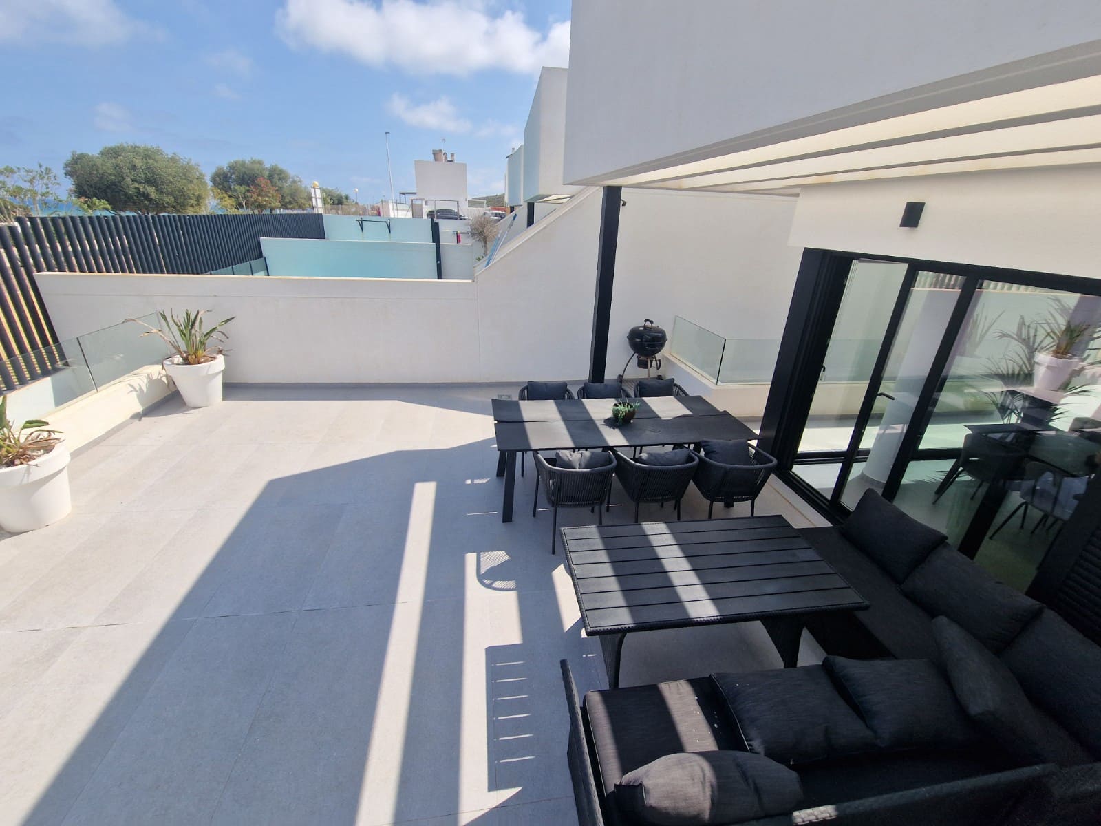 4 soveværelse Villa til salg i Guardamar del Segura med swimmingpool - € 625.000 (Ref: 9152717)