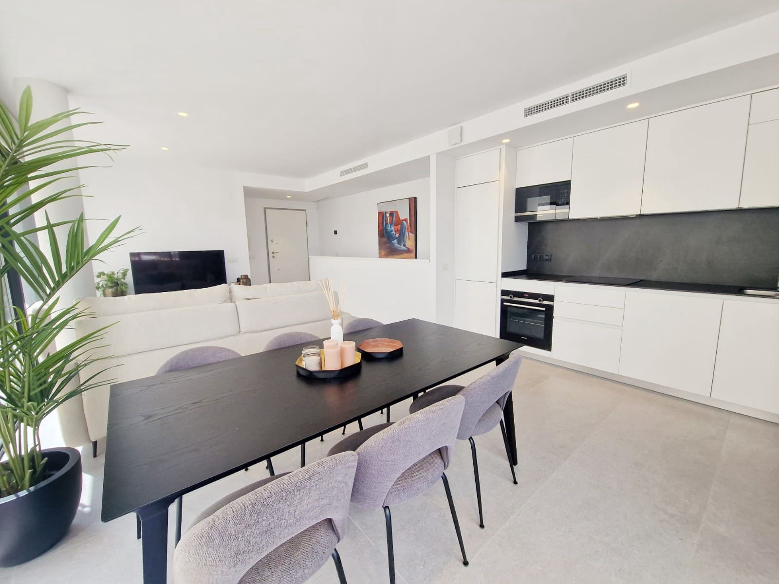 4 soveværelse Villa til salg i Guardamar del Segura med swimmingpool - € 625.000 (Ref: 9152717)