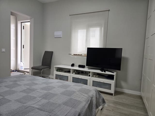 Chalet de 4 habitaciones en Ciudad Quesada, Rojales en venta con piscina - 450.000 € (Ref: 9152721)