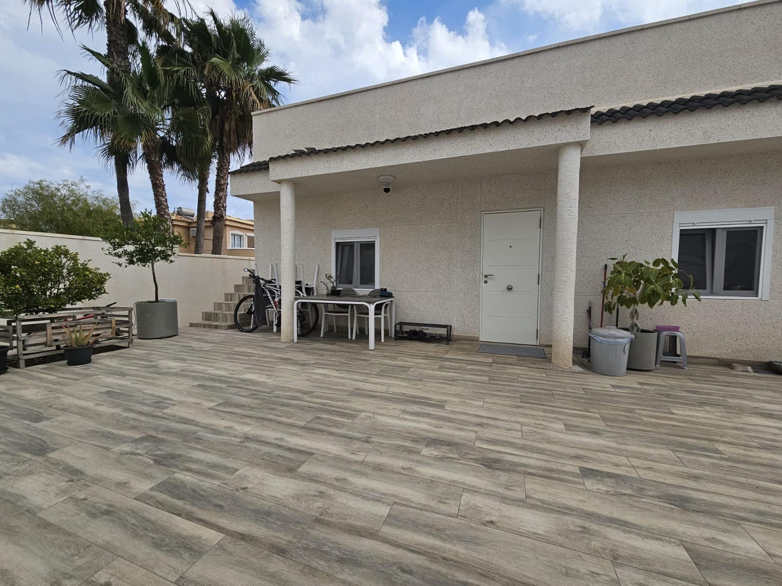 Chalet de 4 habitaciones en Ciudad Quesada en venta con piscina - 450.000 € (Ref: 9152721)