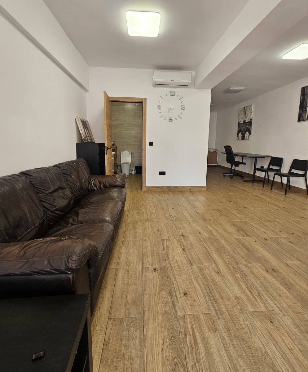 1 soverom Kommersiell til salgs i Guardamar del Segura - € 99 500 (Ref: 9152722)