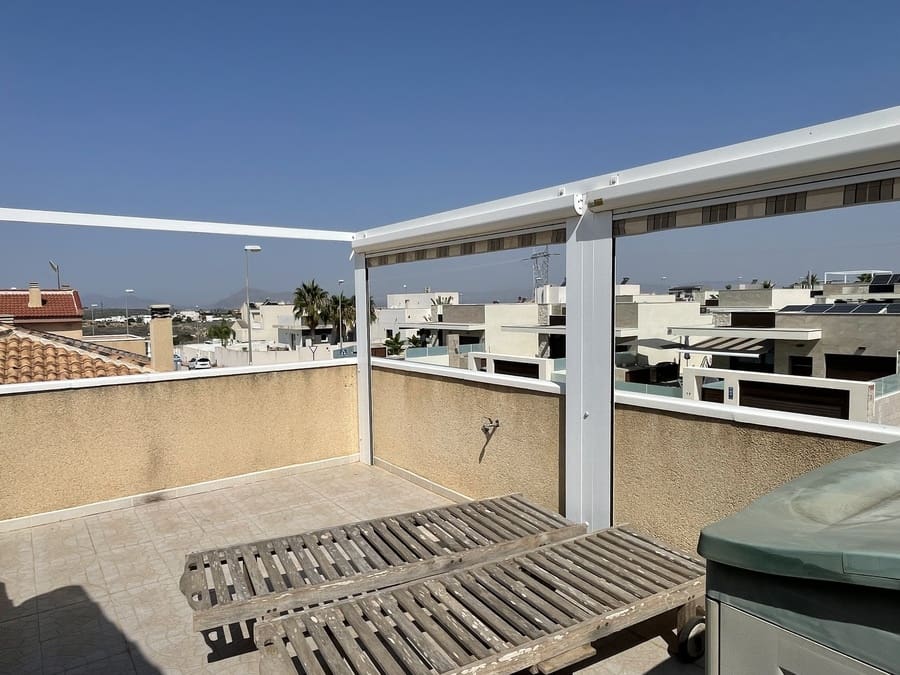 4 Zimmer Villa zu verkaufen in Ciudad Quesada mit Pool - 329.800 € (Ref: 9168245)