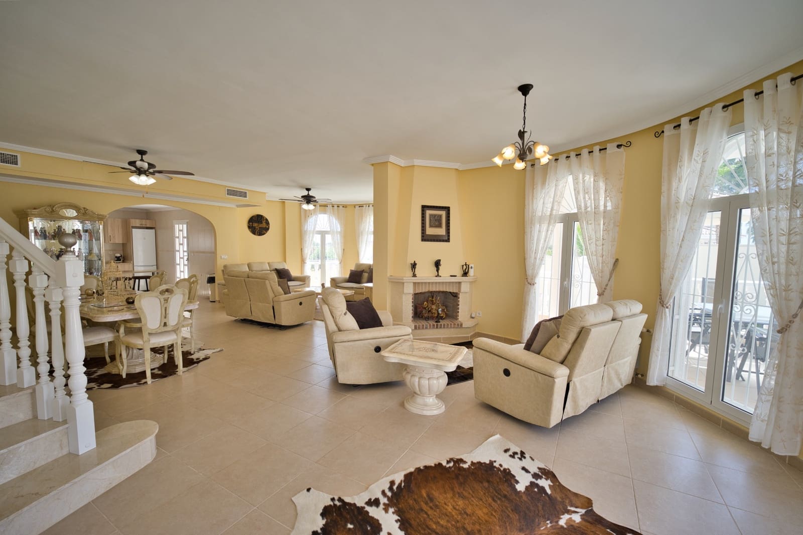 4 soveværelse Villa til salg i Ciudad Quesada med swimmingpool - € 674.950 (Ref: 9170080)