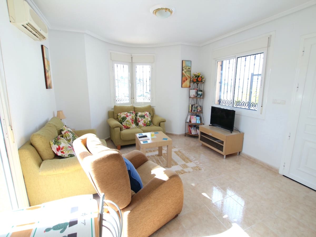 5 bedroom Villa for sale in Ciudad Quesada with pool - € 625,000 (Ref: 9170082)