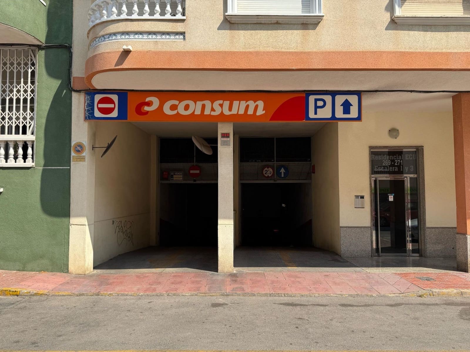 Garage te koop in Torrevieja - € 11.630 (Ref: 9180409)