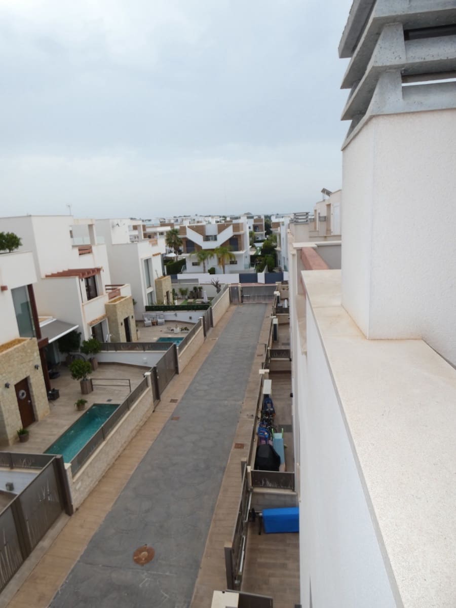 3 camera da letto Villa in vendita in Ciudad Quesada con piscina - 399.999 € (Rif: 9184346)