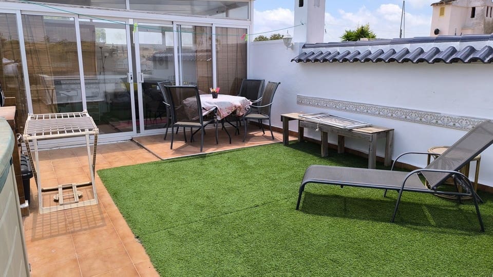 2 soveværelse Bungalow til salg i Benijofar med swimmingpool - € 165.000 (Ref: 9184356)