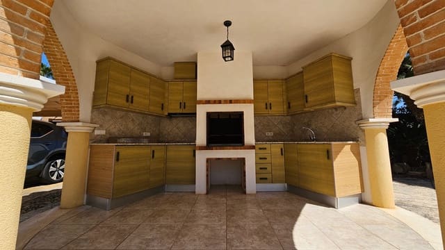 4 makuuhuone Huvila myytävänä paikassa Ciudad Quesada, Rojales mukana uima-altaan - 565 000 € (Ref: 9184366)