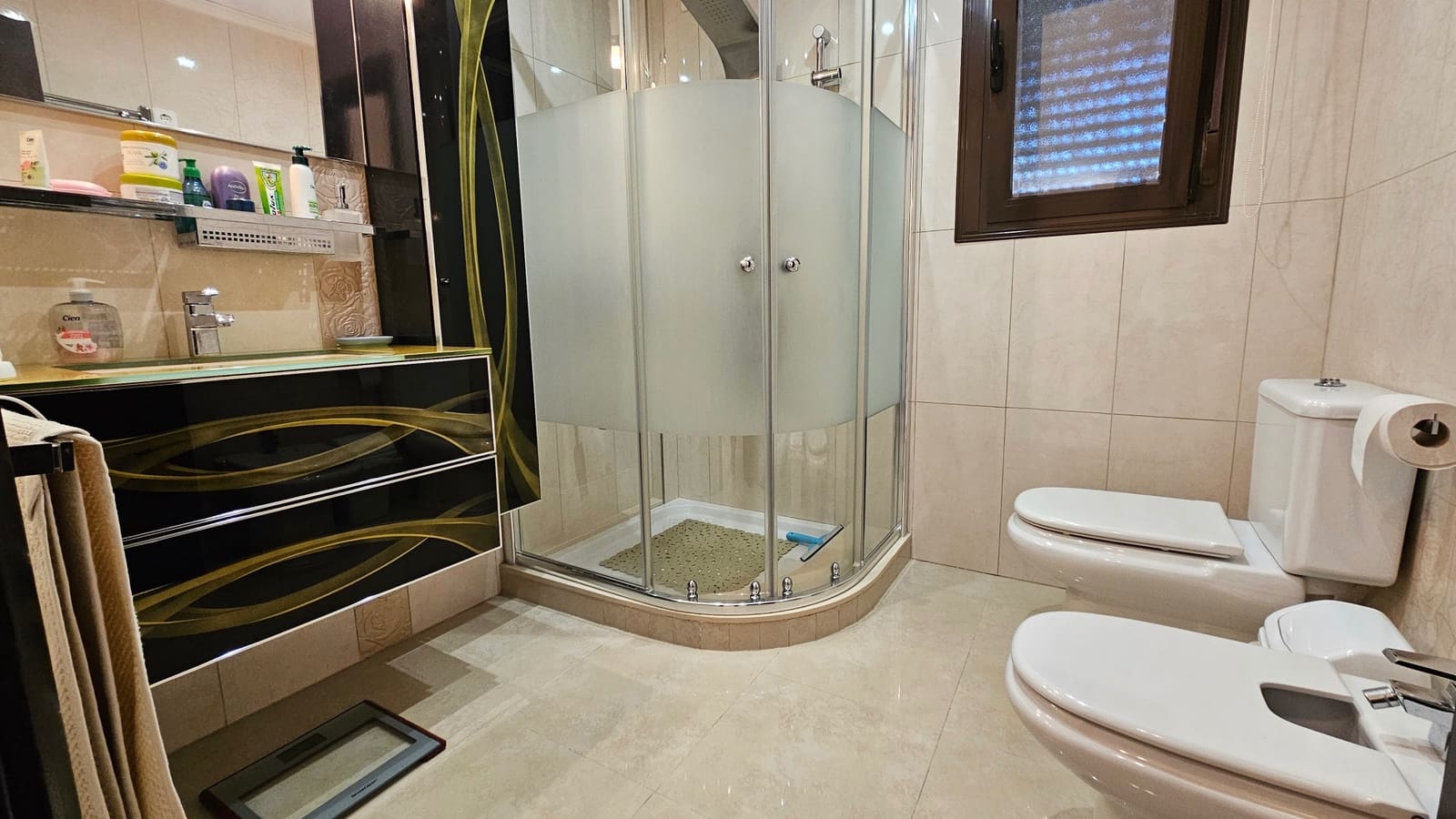 4 makuuhuone Huvila myytävänä paikassa Ciudad Quesada mukana uima-altaan - 565 000 € (Ref: 9184366)