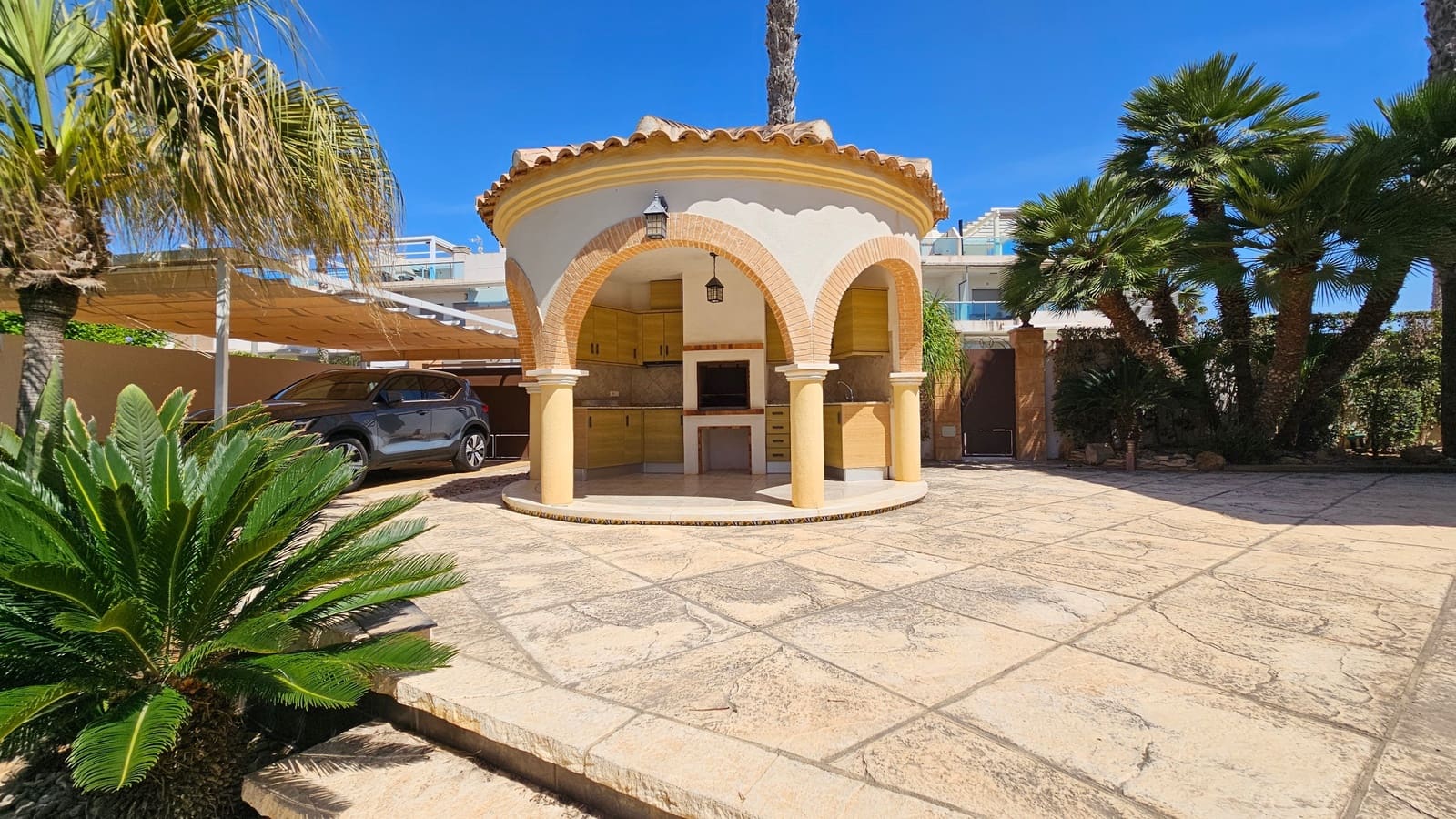 4 makuuhuone Huvila myytävänä paikassa Ciudad Quesada mukana uima-altaan - 565 000 € (Ref: 9184366)