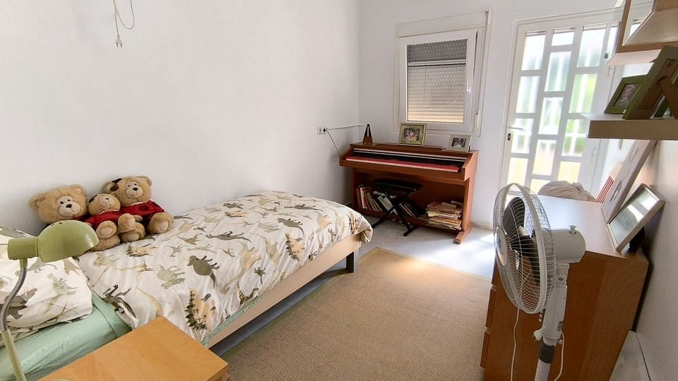 3 makuuhuone Huvila myytävänä paikassa Ciudad Quesada mukana uima-altaan - 450 000 € (Ref: 9184374)