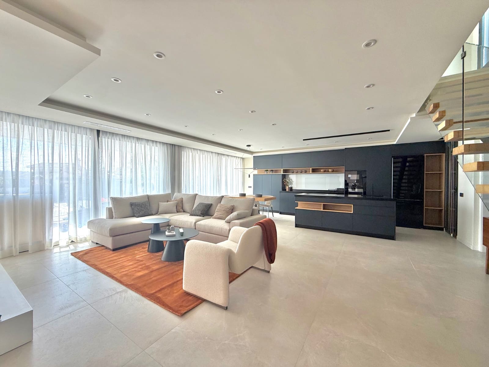 4 soveværelse Villa til salg i Ciudad Quesada med swimmingpool - € 1.150.000 (Ref: 9186011)