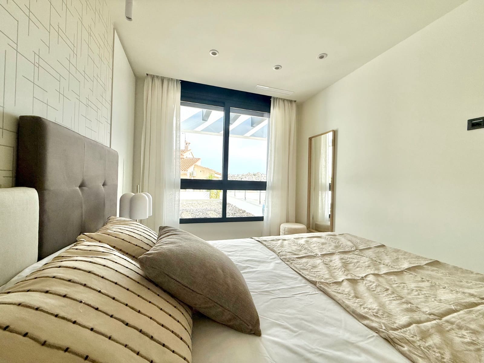 4 soveværelse Villa til salg i Ciudad Quesada med swimmingpool - € 1.150.000 (Ref: 9186011)