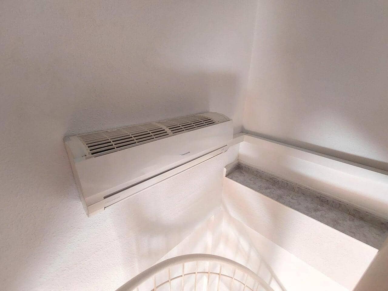 2 makuuhuone Bungalow myytävänä paikassa Orihuela Costa mukana uima-altaan 
autotalli - 147 000 € (Ref: 9189378)