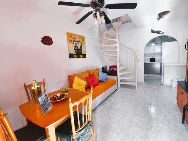 2 makuuhuone Bungalow myytävänä paikassa Orihuela Costa, Orihuela mukana uima-altaan 
autotalli - 147 000 € (Ref: 9189378)